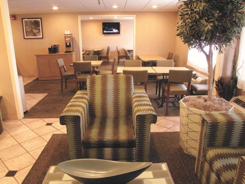 坦帕布兰顿西拉金塔套房酒店 Heartland 外观 照片